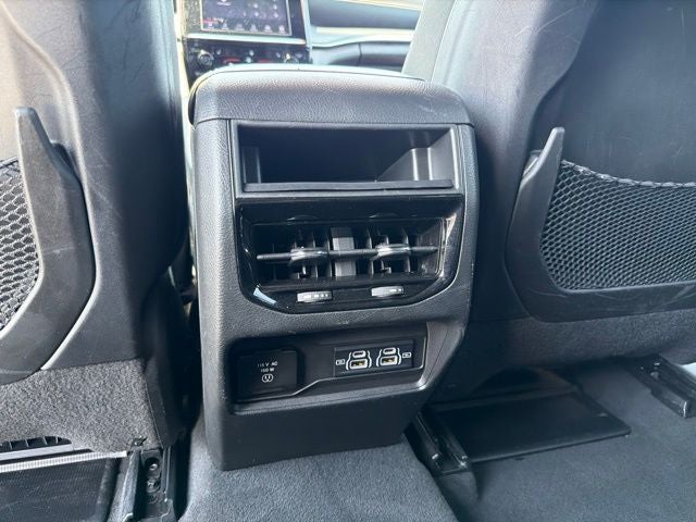 2024 Jeep Grand Cherokee Altitude CARFAX 1-OWNER
