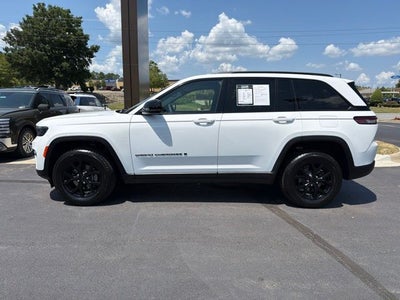 2024 Jeep Grand Cherokee Altitude CARFAX 1-OWNER