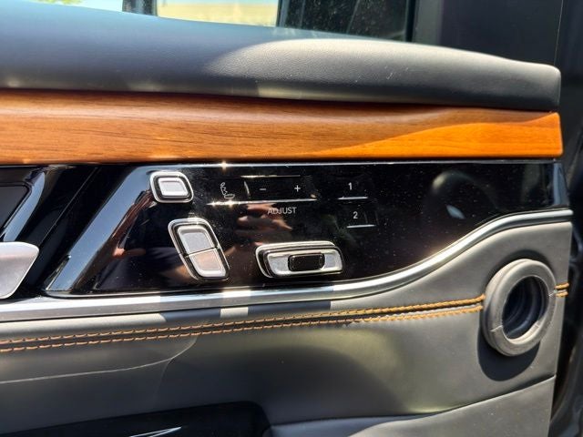 2024 Jeep Grand Wagoneer L Series III