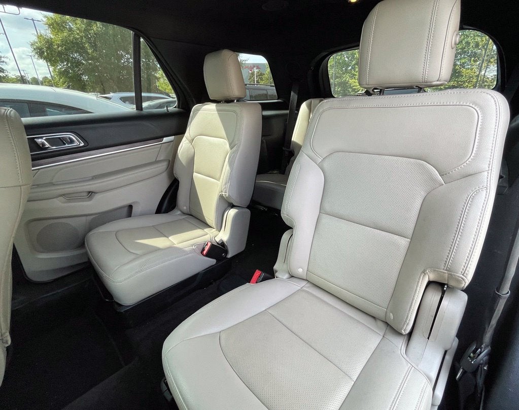 2018 Ford Explorer Limited One Owner, Clean CarFax, Leather, Moonroof, Bucket
