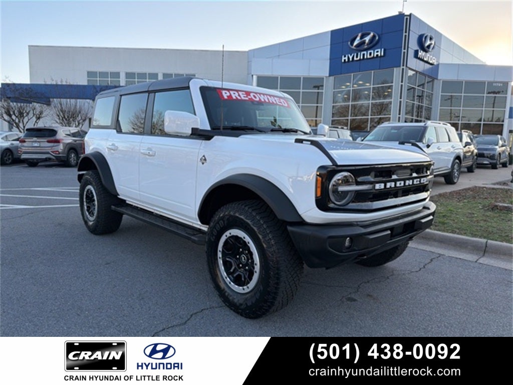 2023 Ford Bronco Outer Banks Sasquatch package