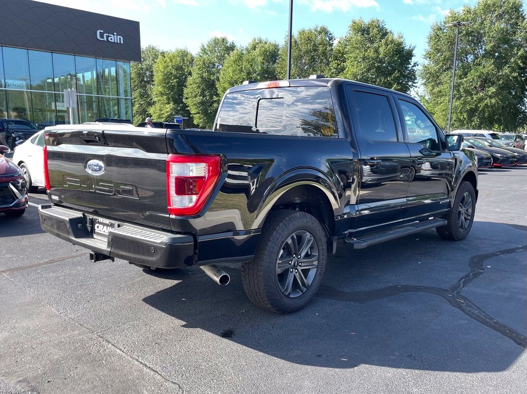 2023 Ford F-150 Lariat Clean CarFax, One Owner, Sport Pkg