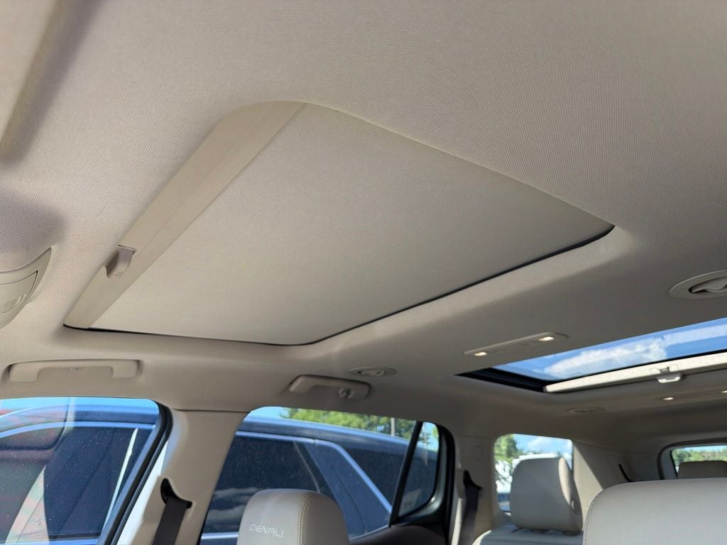 2019 GMC Acadia Denali CARFAX 1-OWNER