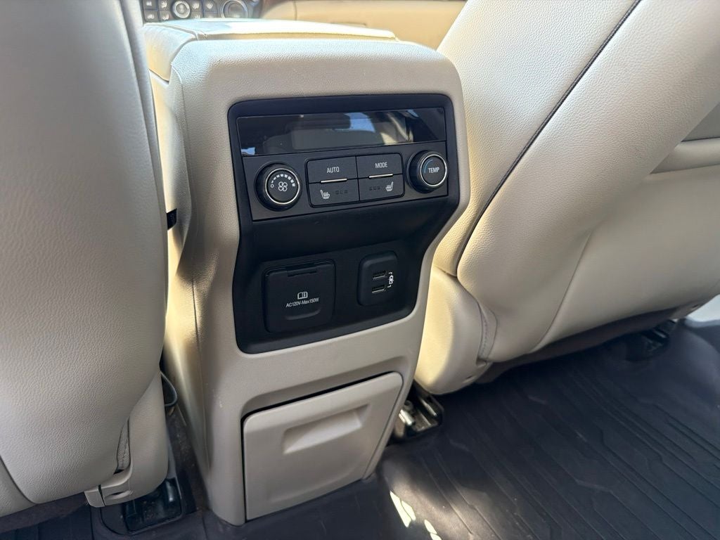 2019 GMC Acadia Denali CARFAX 1-OWNER