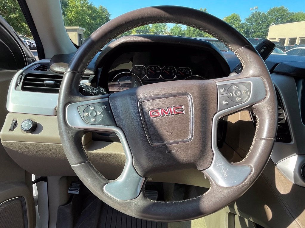 2016 GMC Yukon SLE Clean CarFax, One Owner, Third Row