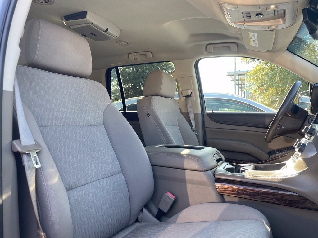 2016 GMC Yukon SLE Clean CarFax, One Owner, Third Row