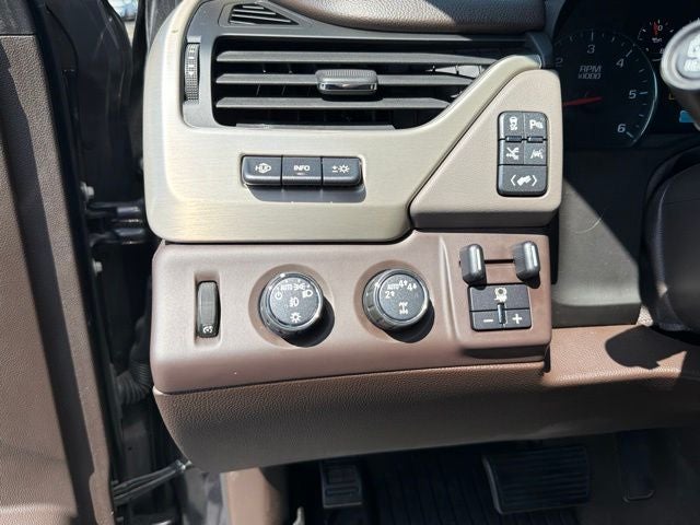 2017 GMC Yukon Denali CLEAN CARFAX