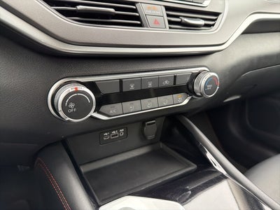 2025 Nissan Altima 2.5 SR