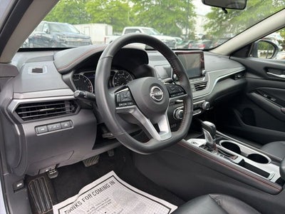 2025 Nissan Altima 2.5 SR