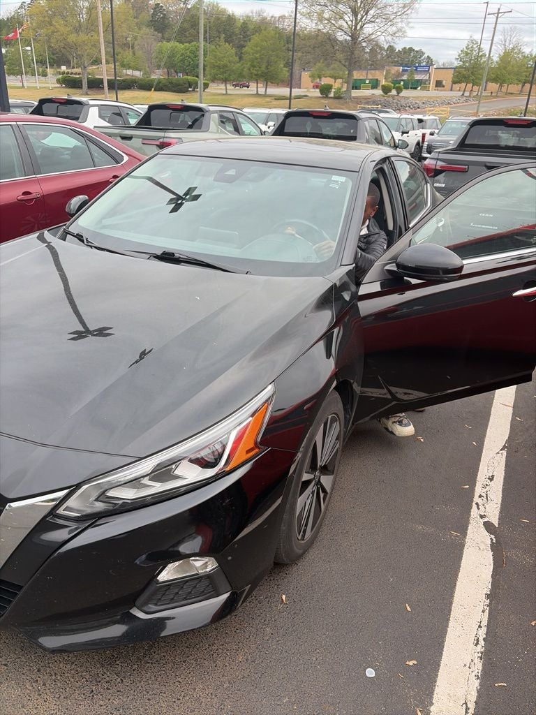 2022 Nissan Altima 2.5 SV