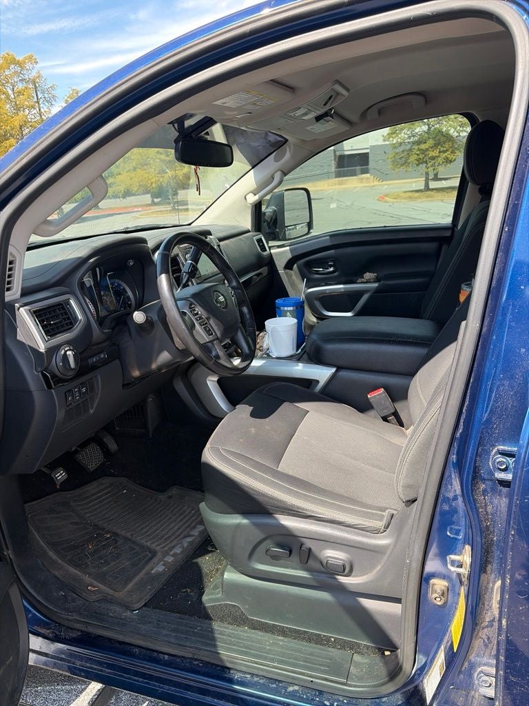 2019 Nissan Titan SV