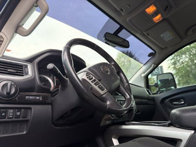2019 Nissan Titan SV