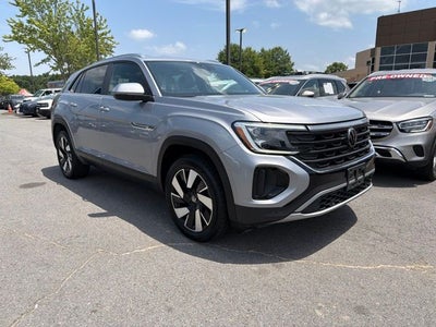 2025 Volkswagen Atlas Cross Sport 2.0T SE w/Technology CLEAN CARFAX 1-OWNER