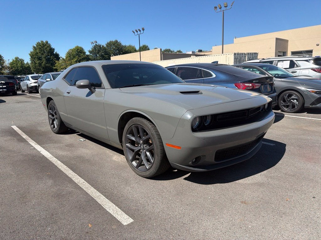 2023 Dodge Challenger SXT Clean CarFax, One Owner, Moonroof, Blacktop Pkg