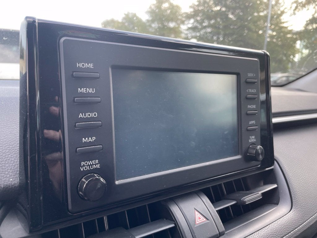 2019 Toyota RAV4 LE Clean CarFax, Blind Spot Warning
