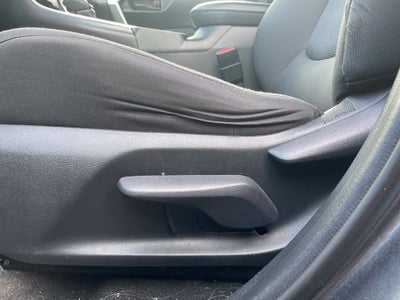 2019 Toyota RAV4 LE Clean CarFax, Blind Spot Warning
