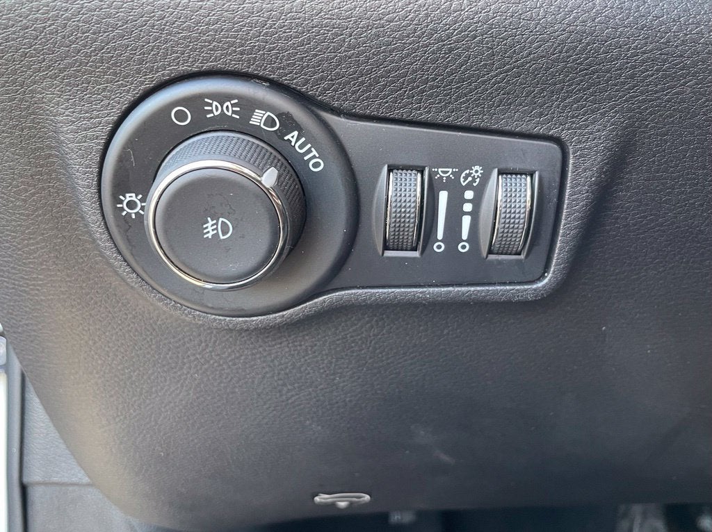 2024 Jeep Compass Latitude Clean CarFax, One Owner