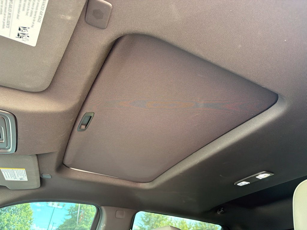 2024 GMC Sierra 1500 SLT Moonroof, Leather, X31