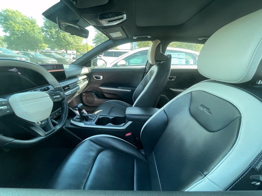 2025 Kia K4 GT-Line Pano Roof, One Owner