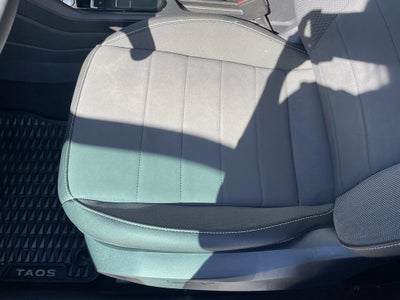 2024 Volkswagen Taos 1.5T SE Clean CarFax