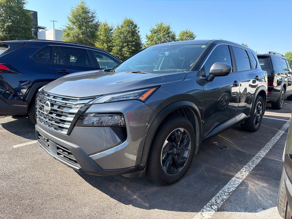 2025 Nissan Rogue SV Clean CarFax, One Owner