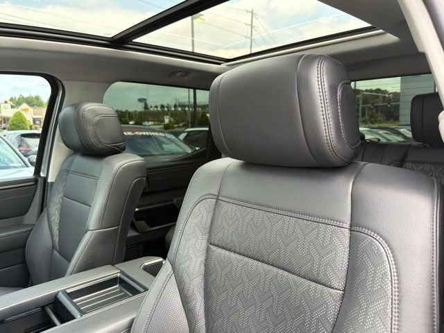 2024 Toyota Tundra Hybrid Limited CLEAN CARFAX 1-OWNER