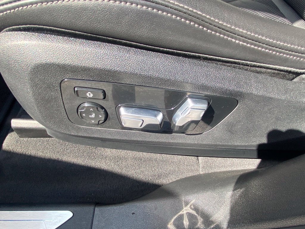 2024 BMW X5 xDrive40i One Owner, Leather, Pano Roof