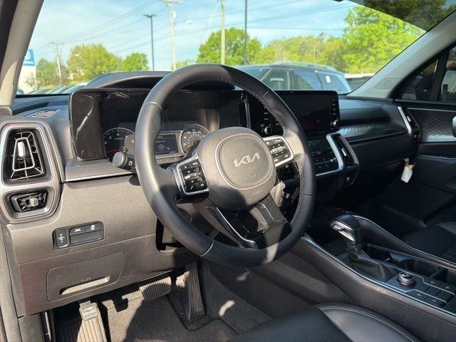 2023 Kia Sorento S