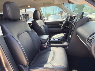 2024 INFINITI QX80 LUXE