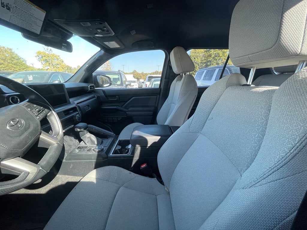 2025 Toyota 4Runner SR5 Clean CarFax, Third Row Seat