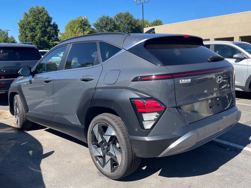 2024 Hyundai Kona Limited Moonroof, Leather, One Owner, Clean CarFax
