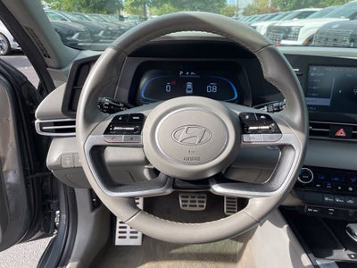 2025 Hyundai Elantra SEL Sport One Owner, Clean CarFax