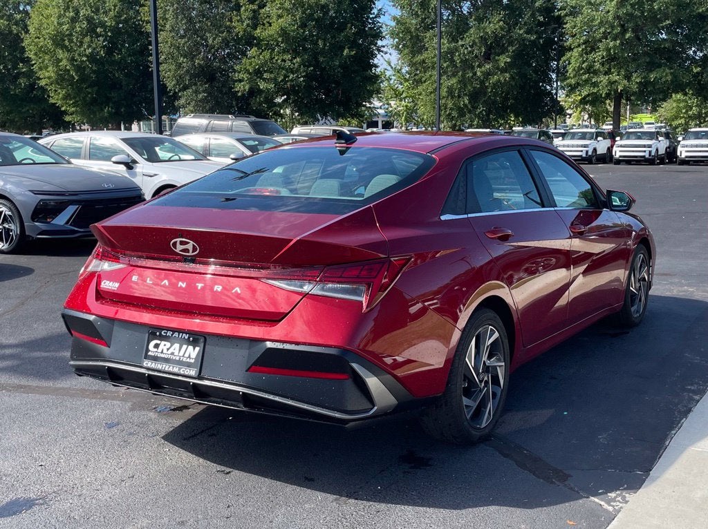 2025 Hyundai Elantra SEL Convenience CARFAX 1-Owner