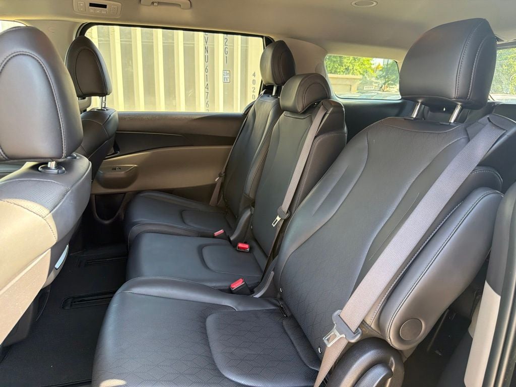 2025 Kia Carnival LXS CLEAN CARFAX 1-OWNER