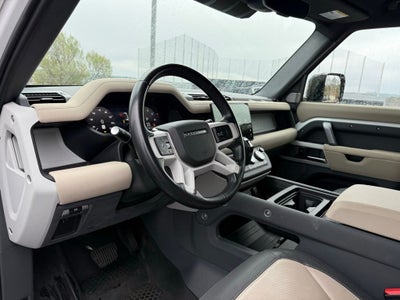 2023 Land Rover Defender 130 X-Dynamic SE CARFAX 1-OWNER