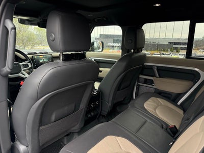 2023 Land Rover Defender 130 X-Dynamic SE CARFAX 1-OWNER