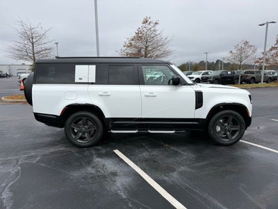 2023 Land Rover Defender 130 X-Dynamic SE CARFAX 1-OWNER
