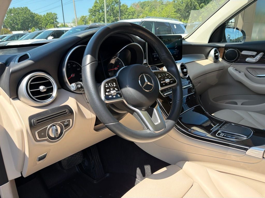 2022 Mercedes-Benz GLC GLC 300 Pano Moonroof, Clean CarFax