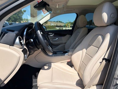 2022 Mercedes-Benz GLC GLC 300 Pano Moonroof, Clean CarFax