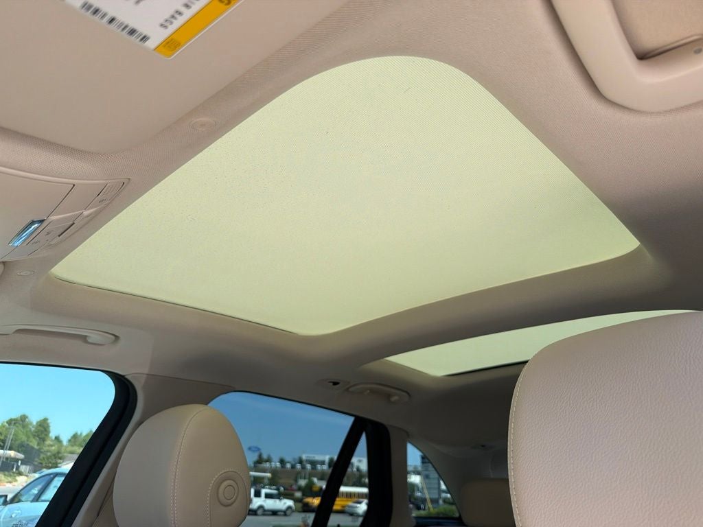 2022 Mercedes-Benz GLC GLC 300 Pano Moonroof, Clean CarFax