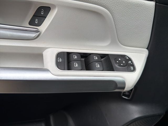 2023 Mercedes-Benz GLB GLB 250