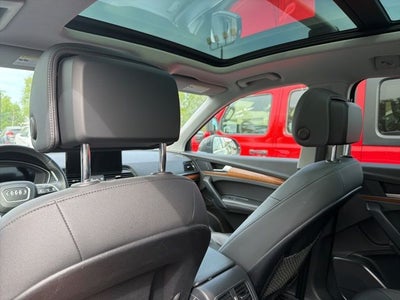 2022 Audi Q5 45 S line Premium quattro
