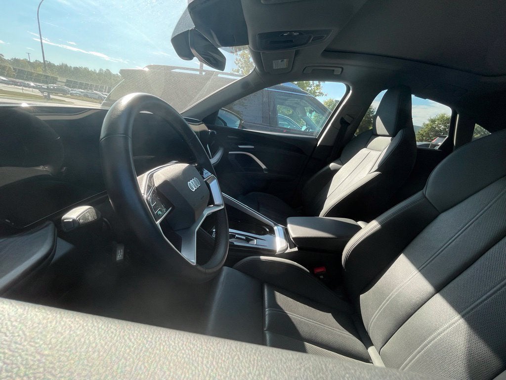 2025 Audi Q5 Sportback 2.0T Premium Plus quattro