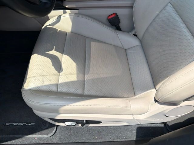 2021 Porsche Taycan Base CLEAN CARFAX