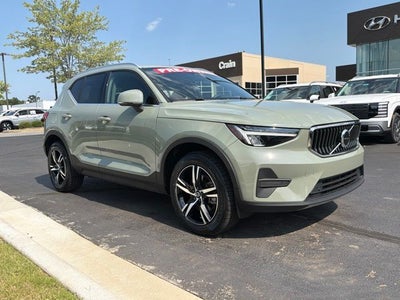 2024 Volvo XC40 B5 Core CLEAN CARFAX 1-OWNER