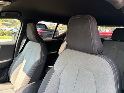 2024 Volvo XC40 B5 Core CLEAN CARFAX 1-OWNER