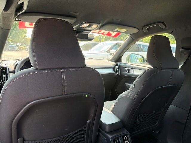 2024 Volvo XC40 B5 Core CLEAN CARFAX 1-OWNER