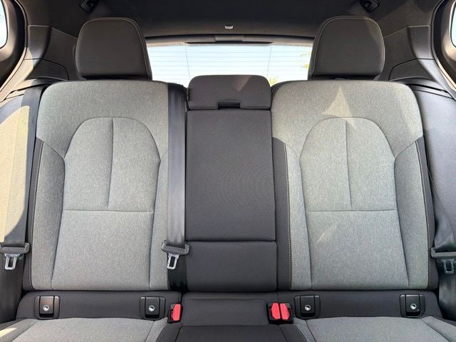 2024 Volvo XC40 B5 Core CLEAN CARFAX 1-OWNER