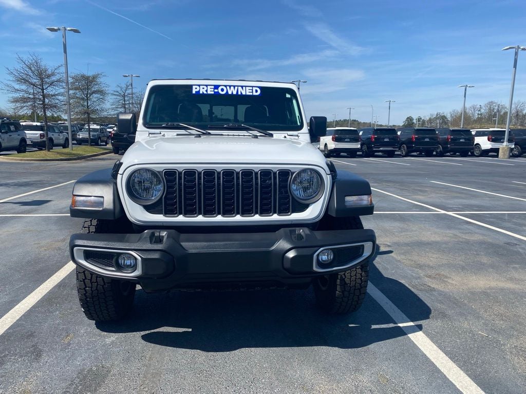 Used 2025 Jeep Gladiator Sport S with VIN 1C6PJTAG5SL508126 for sale in Little Rock