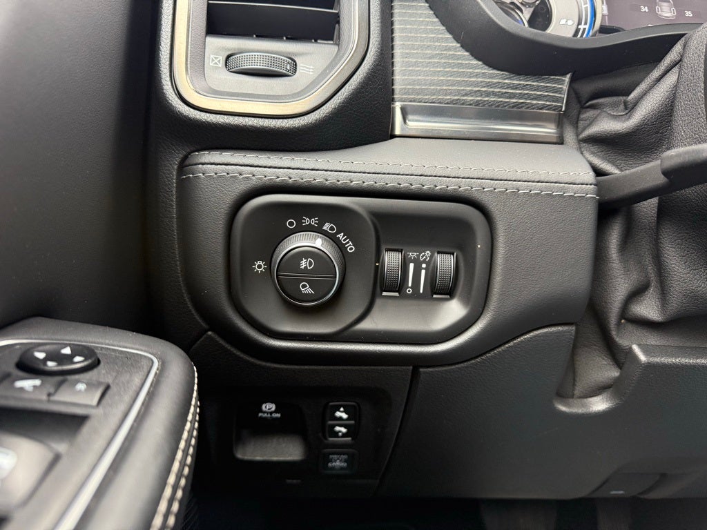 2021 RAM 1500 Limited